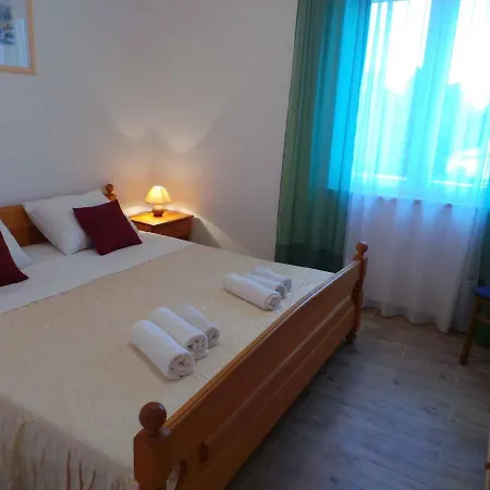 Apartments In Sabunike/Zadar Riviera 7980 Appartement